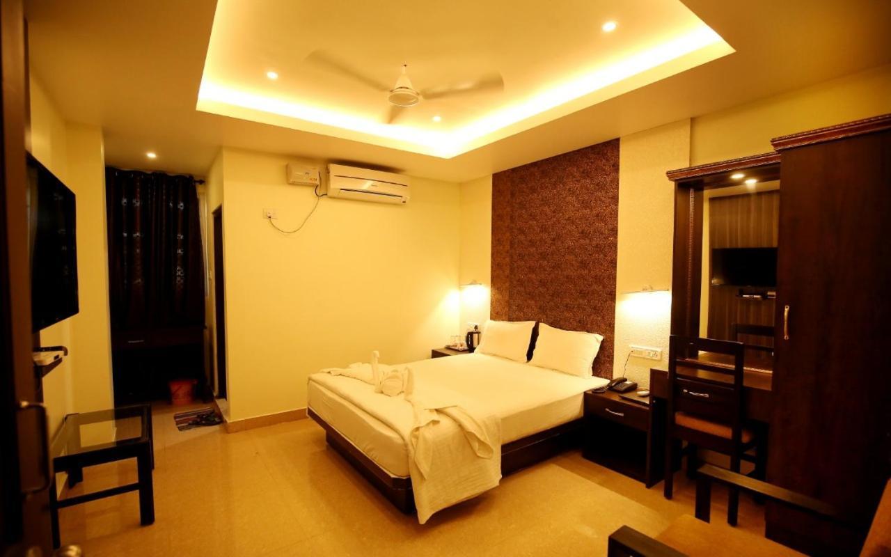 Hotel Marina Manor Port Blair Bagian luar foto