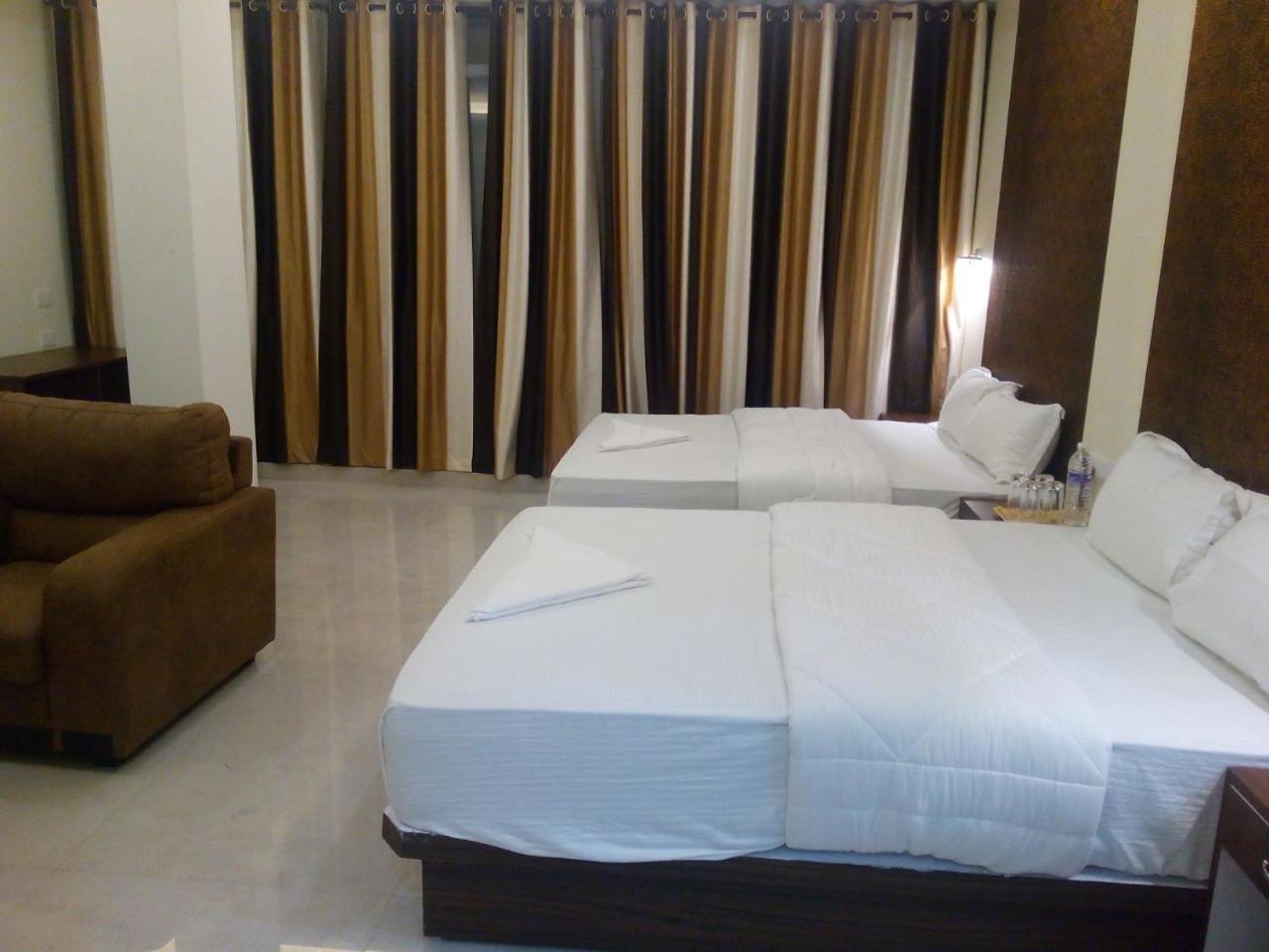 Hotel Marina Manor Port Blair Bagian luar foto